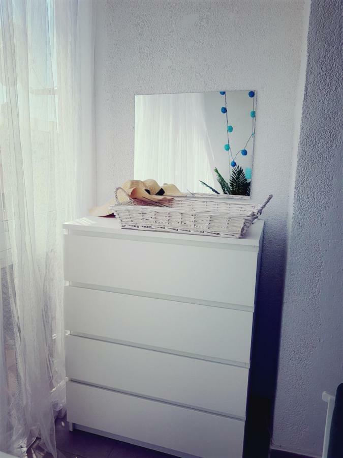 Cosy Studio Apartment In ตอร์เรเวียคา ภายนอก รูปภาพ